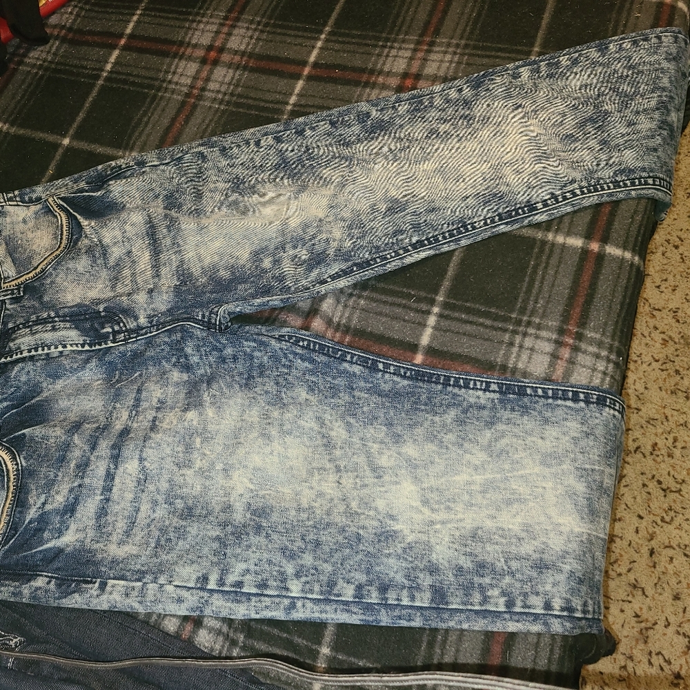 Black Relaxed Straight Jeans